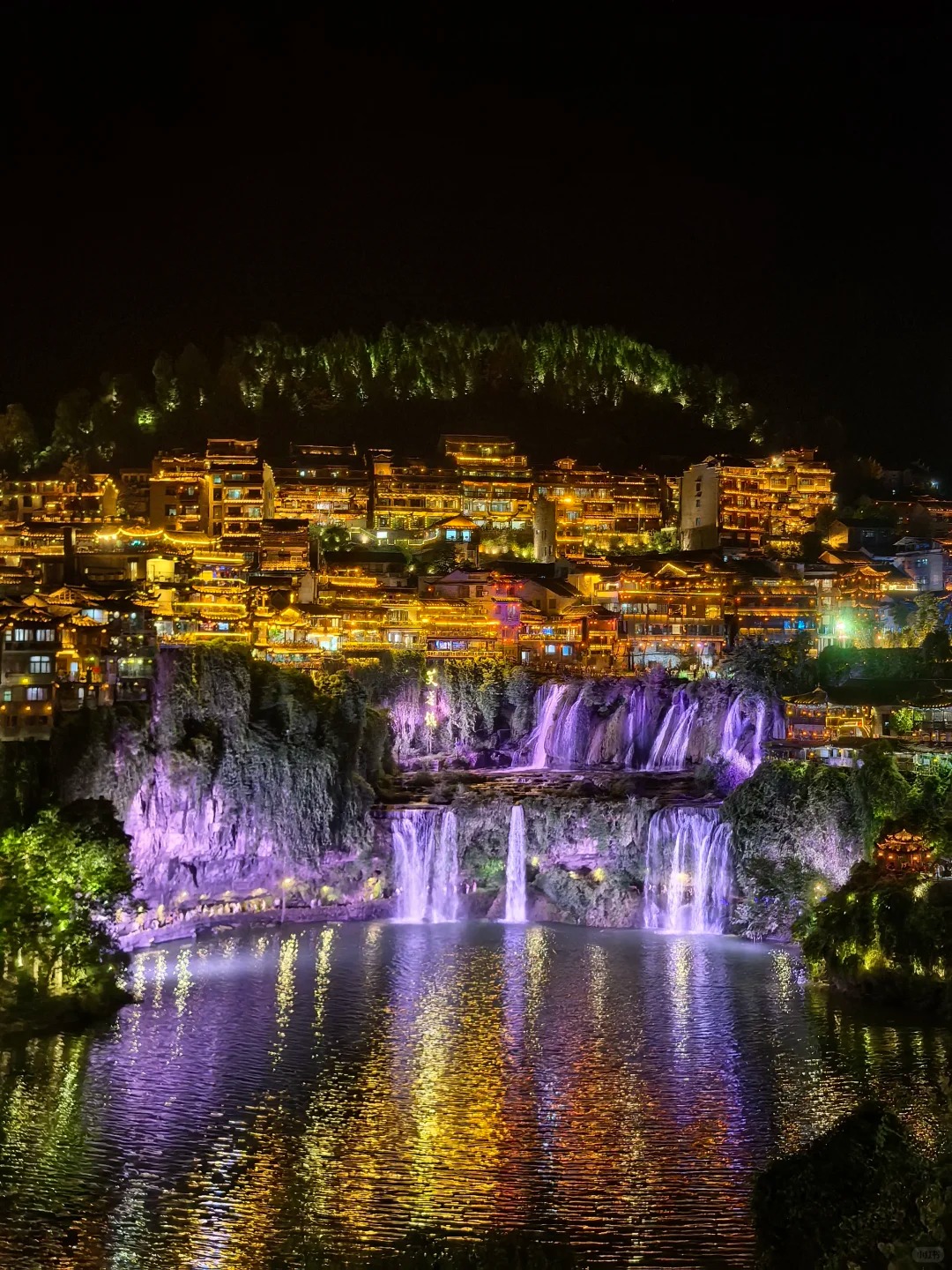 Furong Town night view